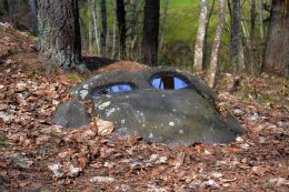 Helme ohvrikivi